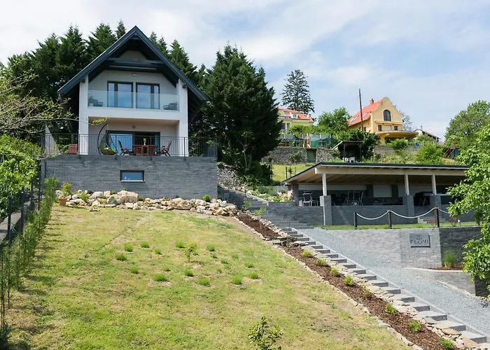 Flow House&garden Villa *