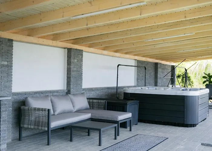 Flow House&garden Villa *