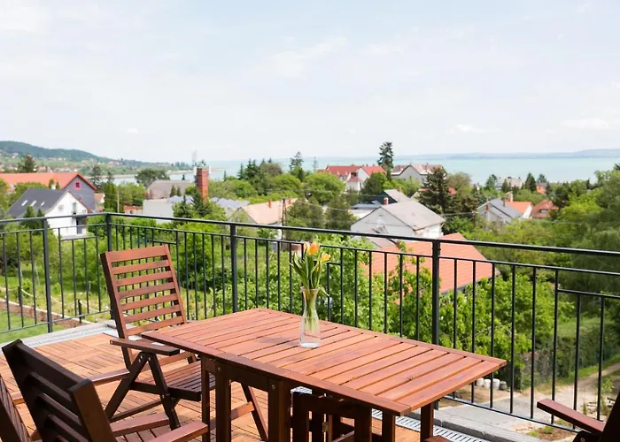 Flow House&garden Badacsonytomaj