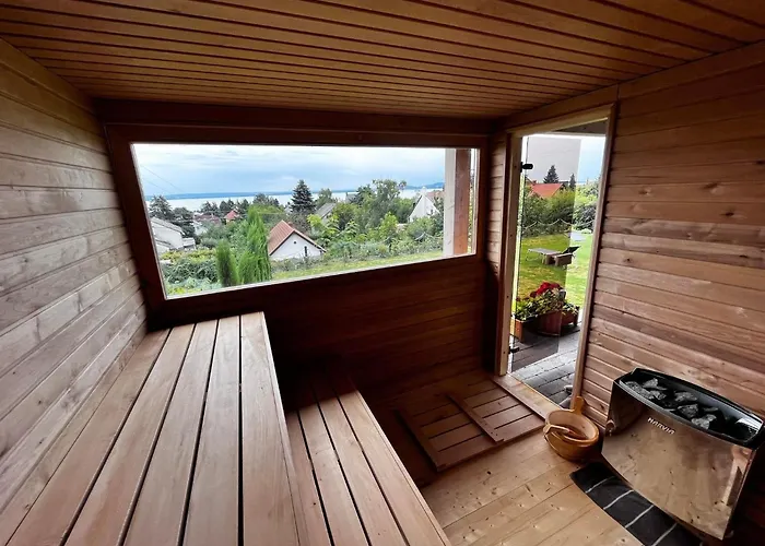 Flow House&garden Badacsonytomaj